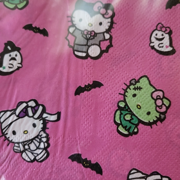 Hello Kitty Halloween themed paper napkins - Picture 2 of 6